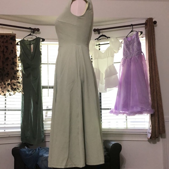 Dresstells Cocktail dresses. LIFHTGREEN - Picture 2 of 4